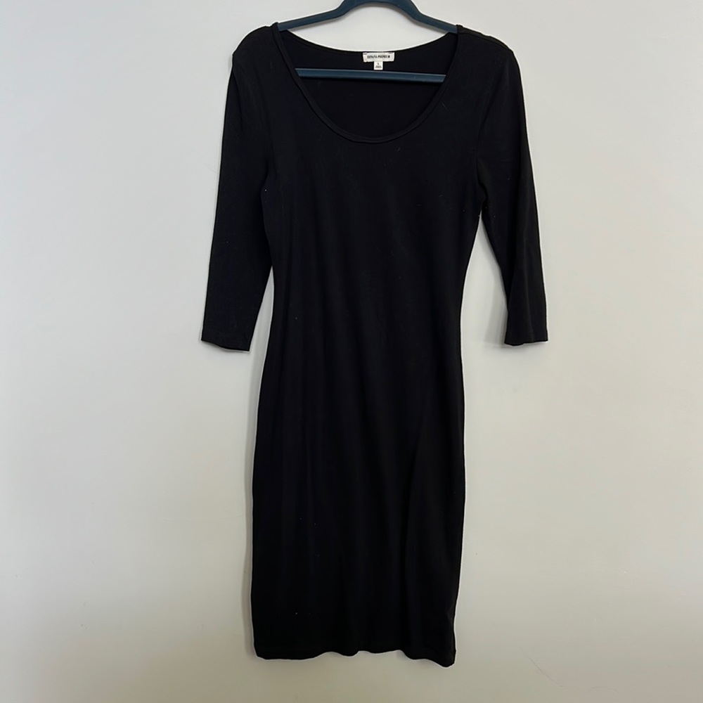 (L) Black Bodycon Dress